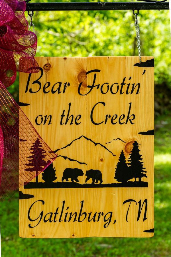 Вілла Bear Footin' On The Creek Гатлінбург Екстер'єр фото